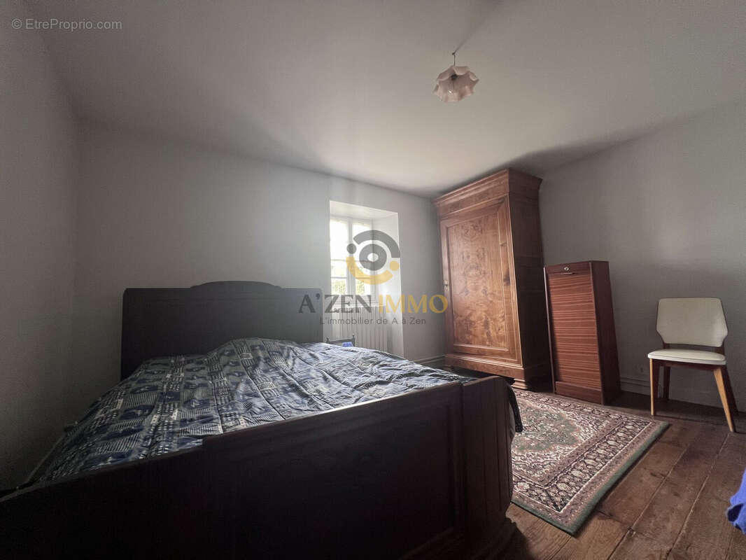 Maison à SECONDIGNY