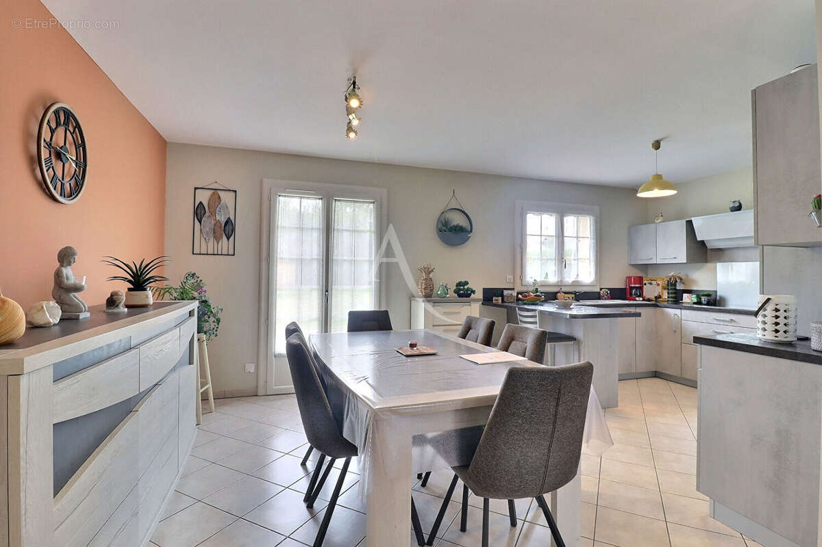 Maison à AMFREVILLE-SUR-ITON
