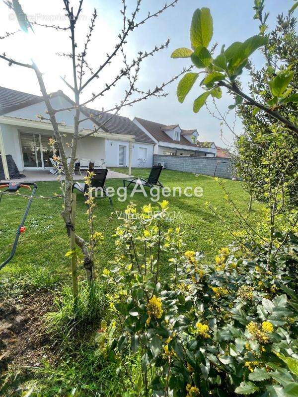 Maison à SAINT-CLEMENT