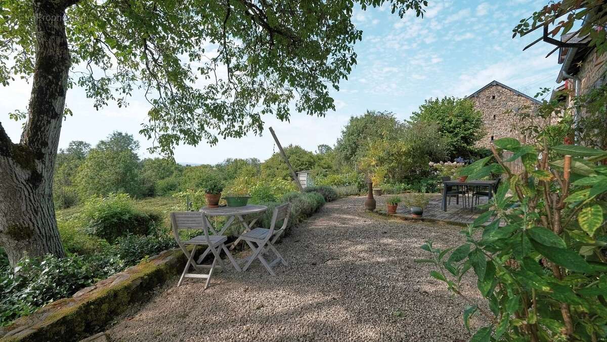 Maison à VILLAPOURCON