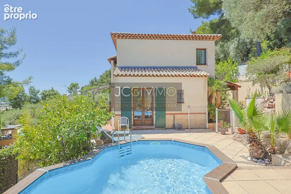 villa individuelle T5 de 117 m2 avec piscine et belle vue dégagée - photo 16