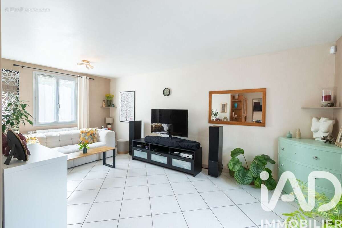 Photo 6 - Maison à OLLAINVILLE