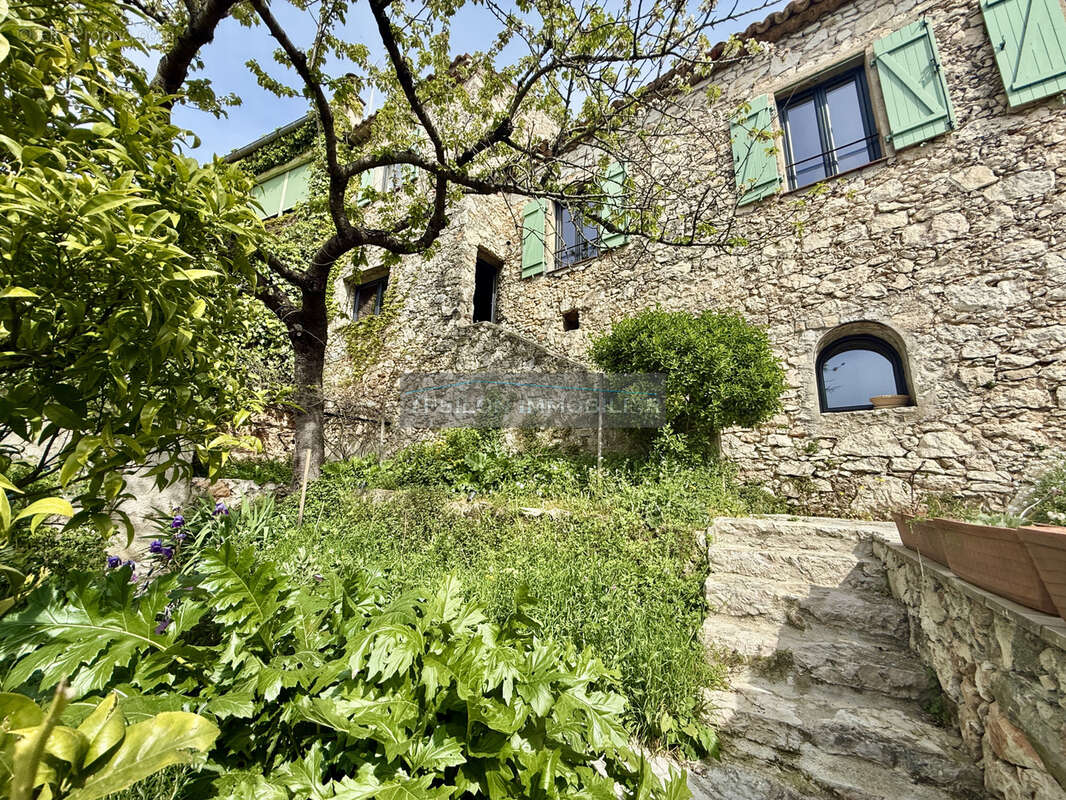 Maison à LA TURBIE