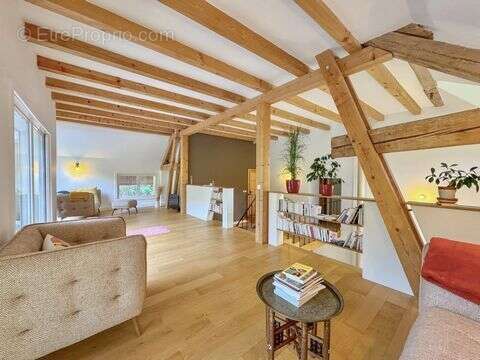 Maison à ALLONZIER-LA-CAILLE