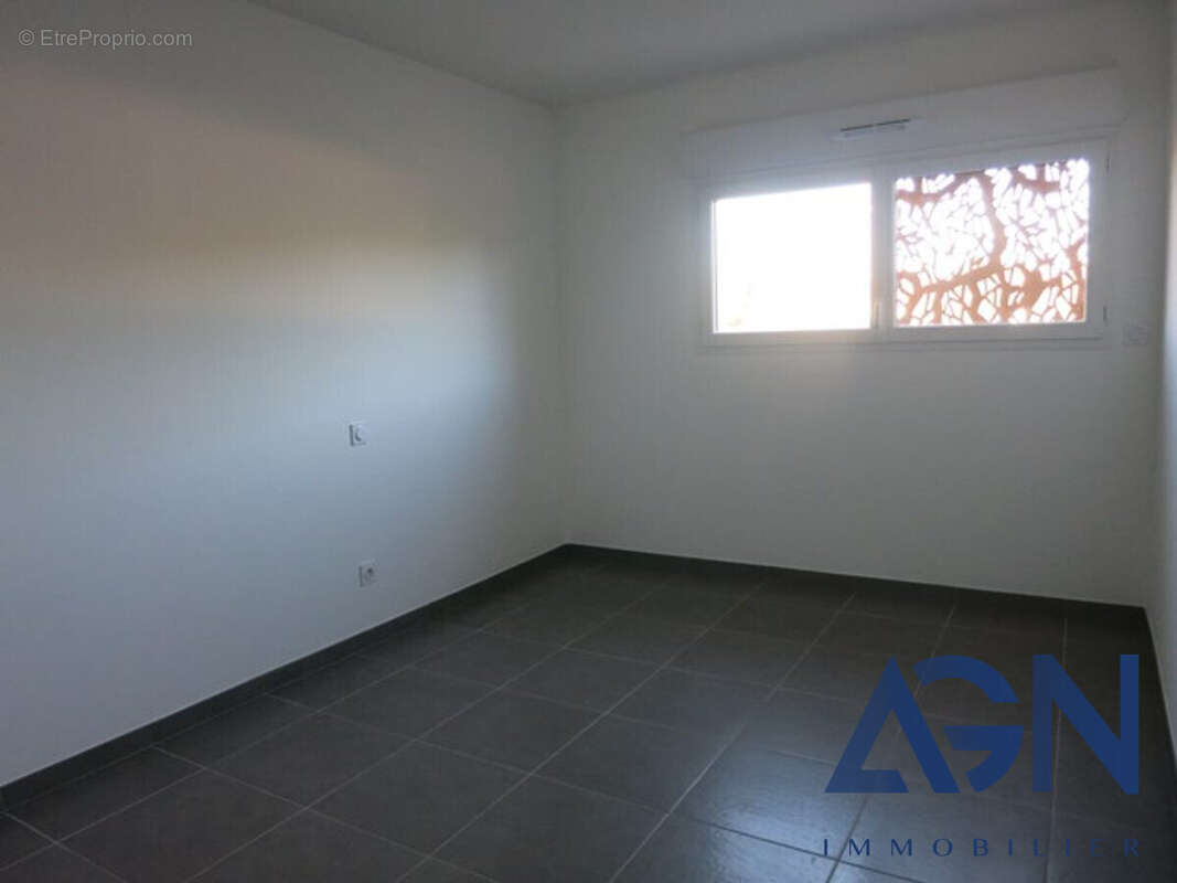 Appartement à SAINT-JEAN-DE-VEDAS