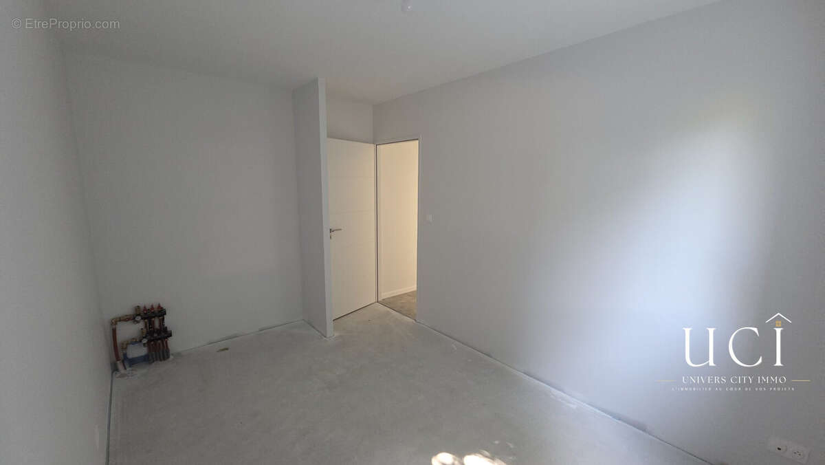 Maison 143 m² à Saint-Gervais  - photo 7