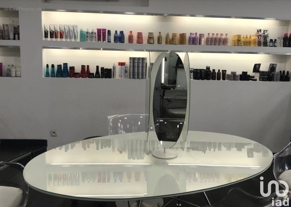 Photo 1 - Commerce à MARSEILLE-6E