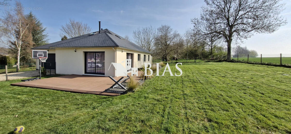 Maison à VOISCREVILLE