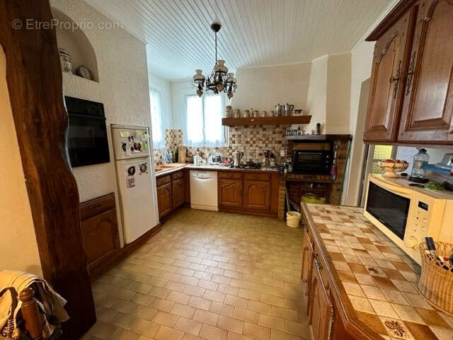 Maison à BURES-SUR-YVETTE