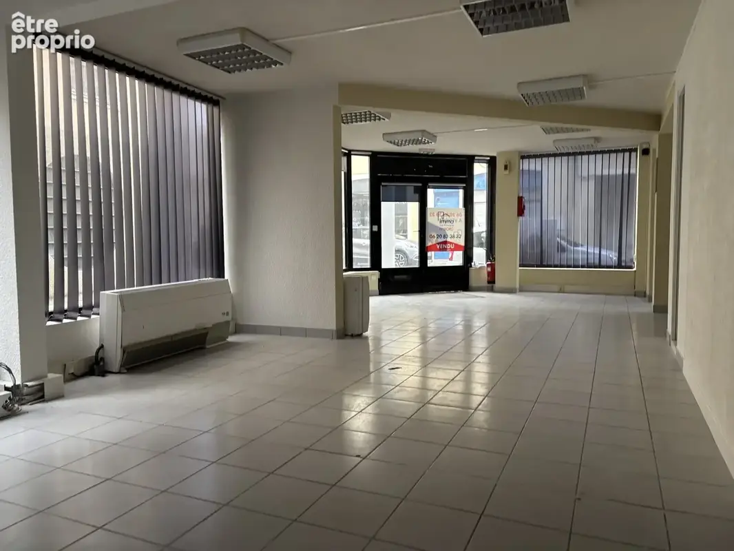 Commerce 74 m² à vendre à Romans-Sur-Isere (26100) - photo 3