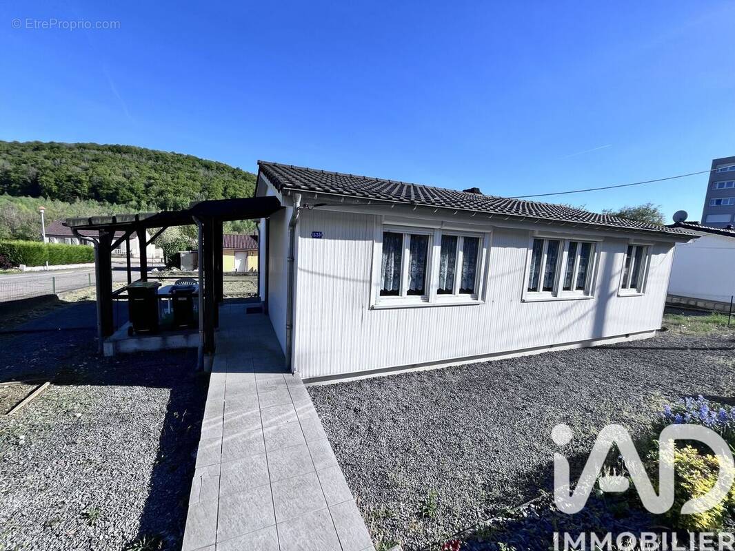Photo 1 - Maison à SAULNES