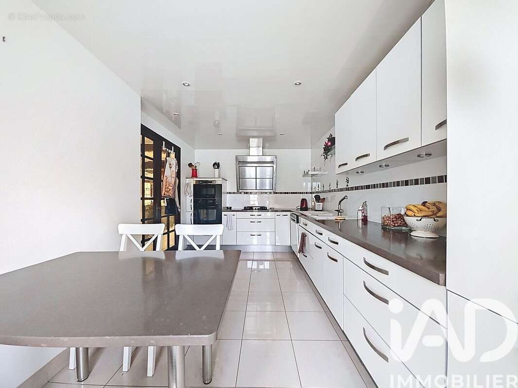 Photo 6 - Maison à BRIE-COMTE-ROBERT