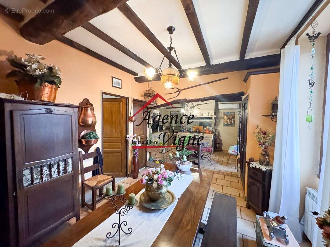 Maison à ROBIAC-ROCHESSADOULE