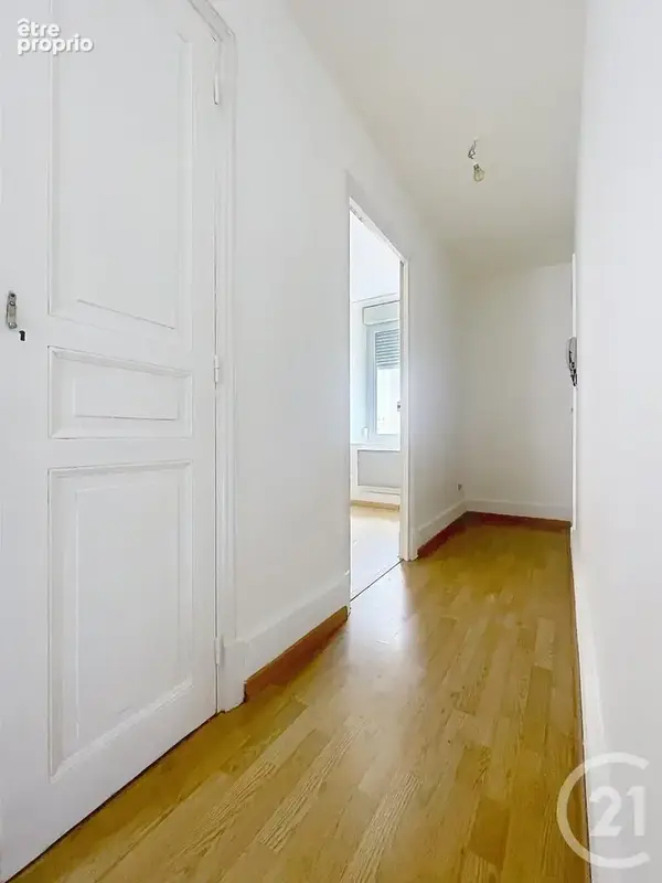 Appartement 2 pièces 40 m² à vendre à Epinal (88000) - photo 3