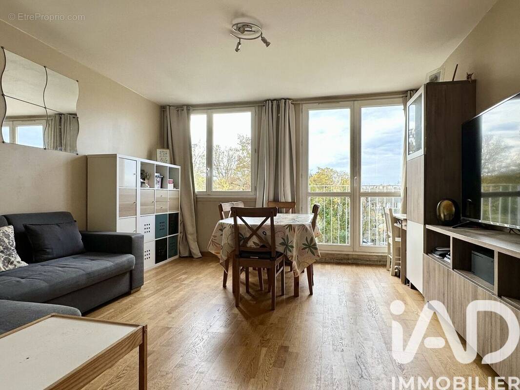 Photo 1 - Appartement à ERAGNY