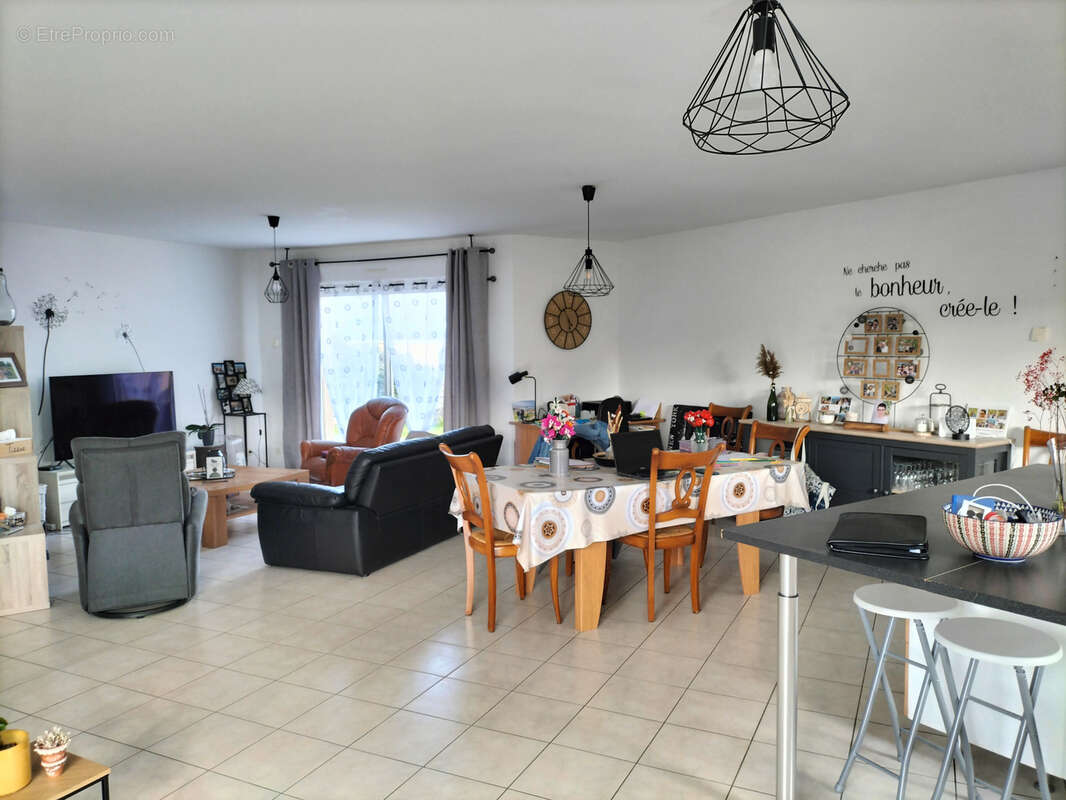 Maison à ARGENTRE