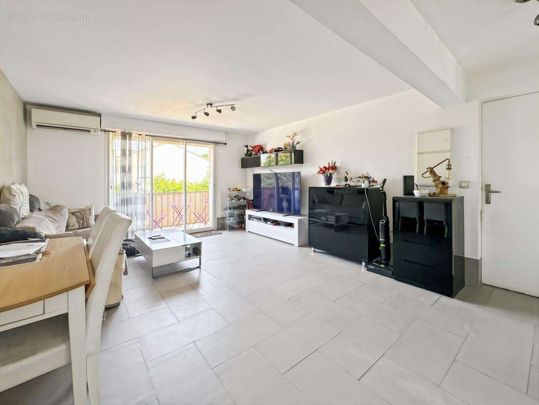 Appartement à FREJUS