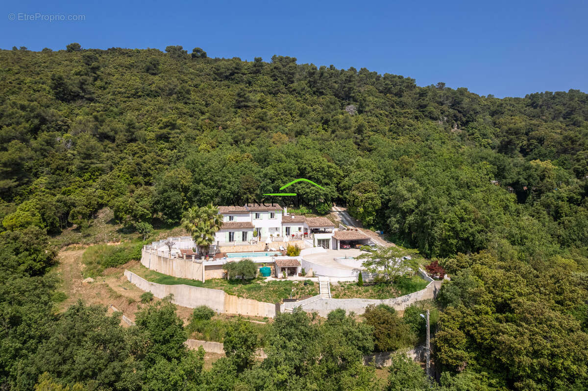 Maison à LE TIGNET