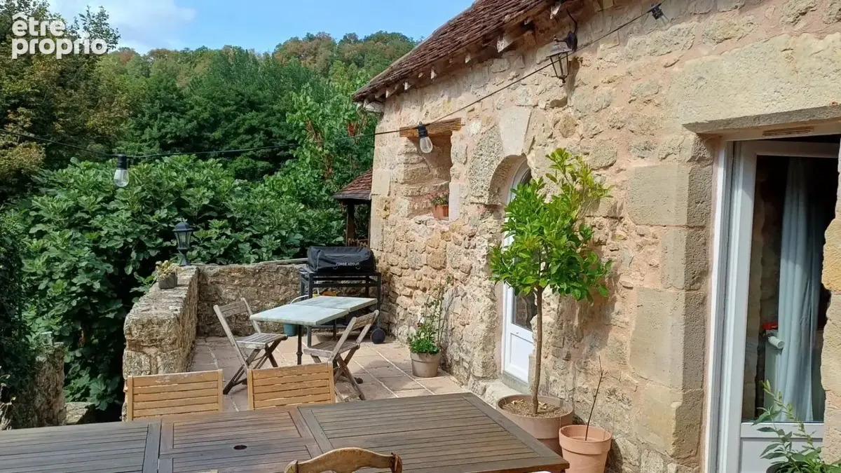 Maison du 17ème dans environnement très calme, avec un gite ou maison d'amis - photo 9