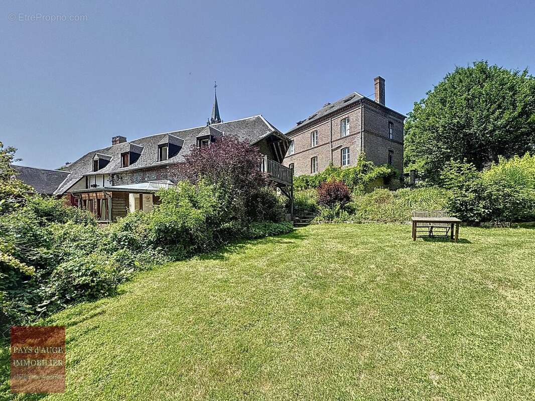 ORNE - Proche Vimoutiers - À Vendre : Propriété de Caractère avec Hôtel-Restaurant et Gîtes – Ticheville, Pays d’Auge - photo 3