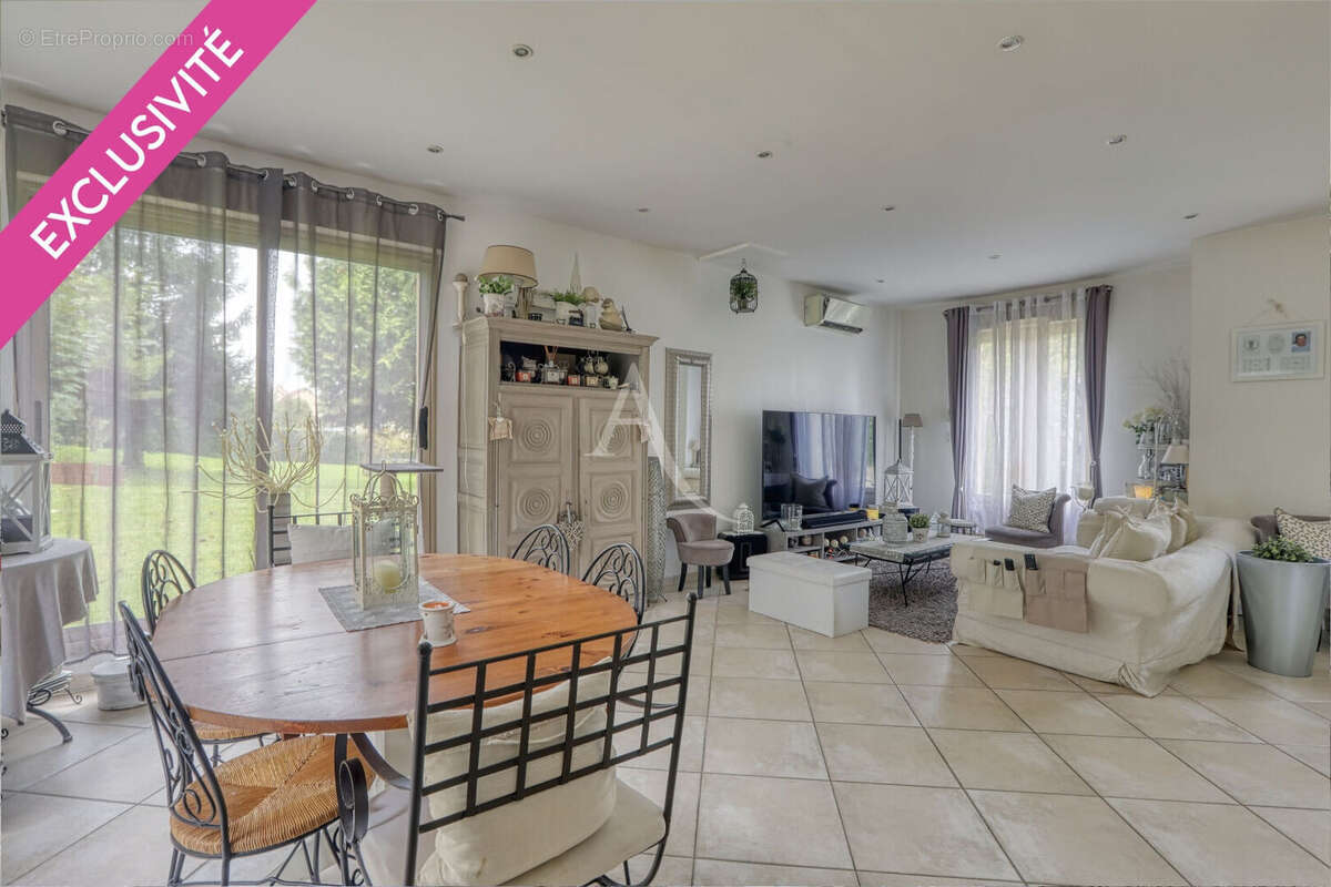 Maison Oinville Sur Montcient 127 m², 4 chambres - photo 2