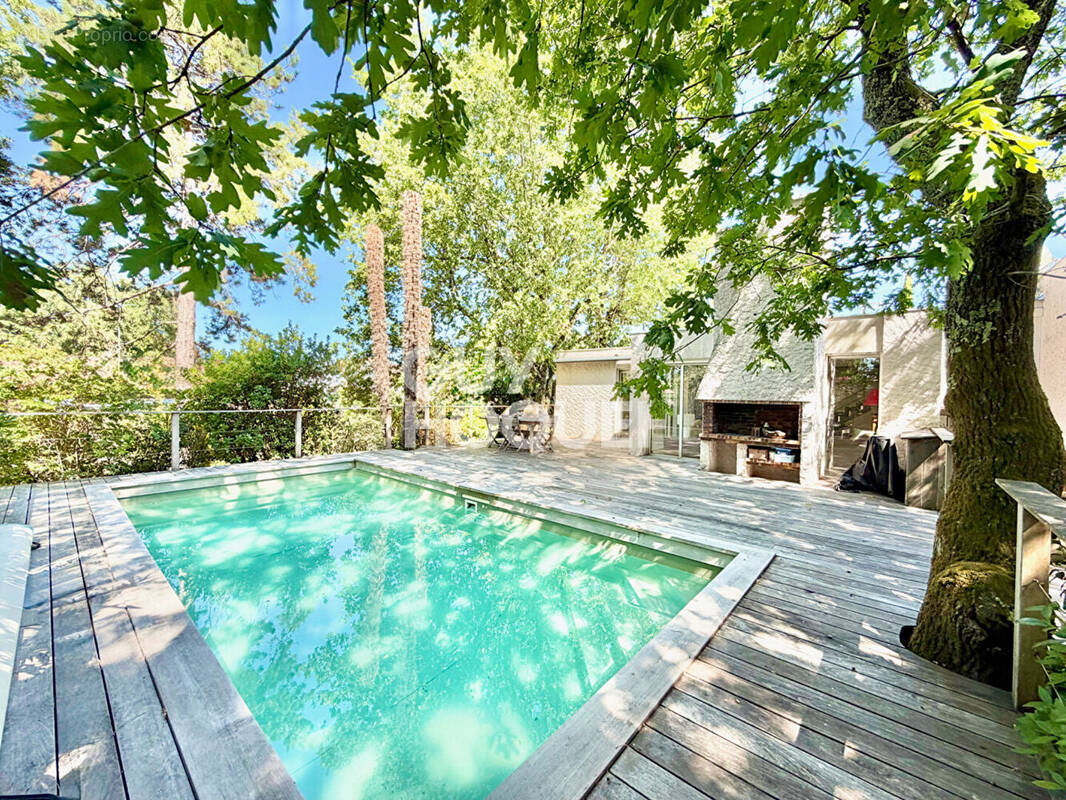 Photo Maison à Gujan-Mestras au prix de 838 000€