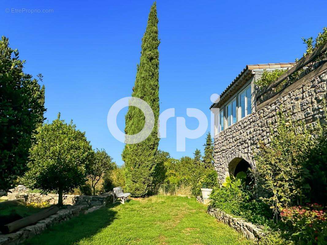 Maison à SAINT-ALBAN-AURIOLLES
