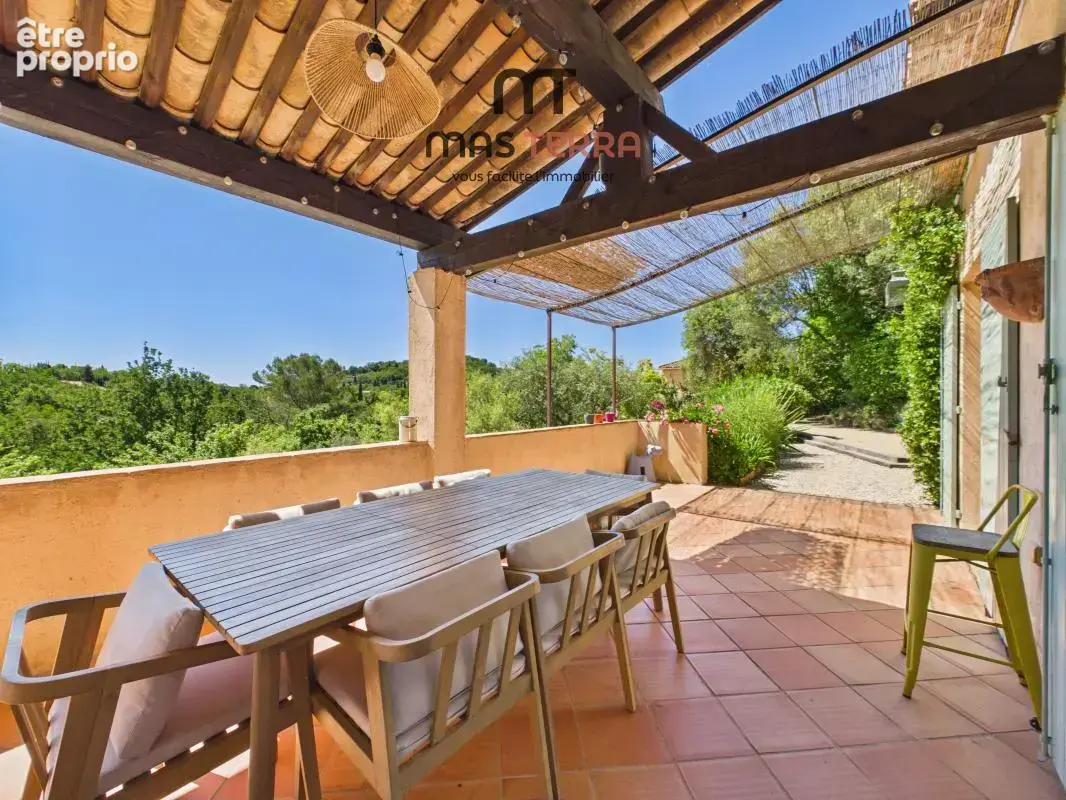 Maison 170 m² à Grasse  - photo 8
