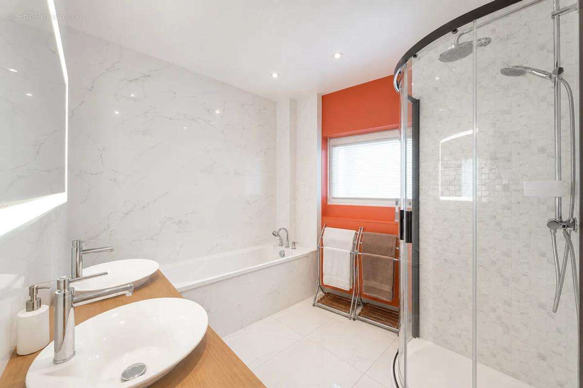 Appartement lumineux et spacieux centre Reims - photo 10