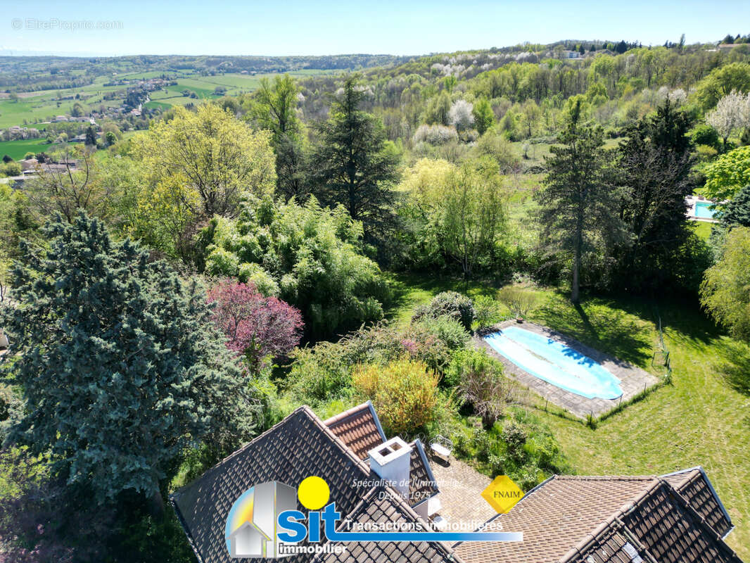 Maison à JARDIN