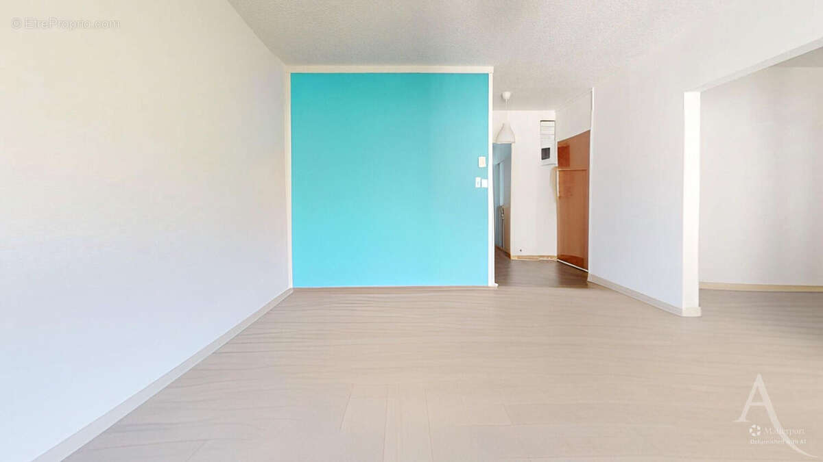 Appartement à LE PONT-DE-CLAIX