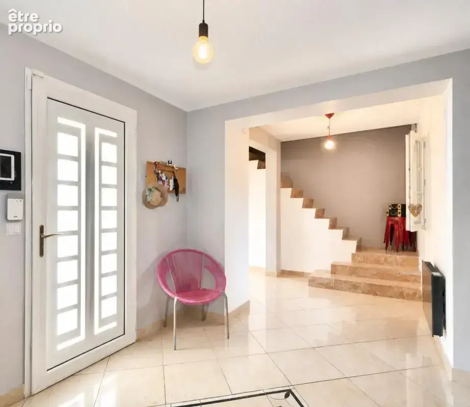 Maison de 8 pièces d'environ  210 m² à Héricy - photo 14