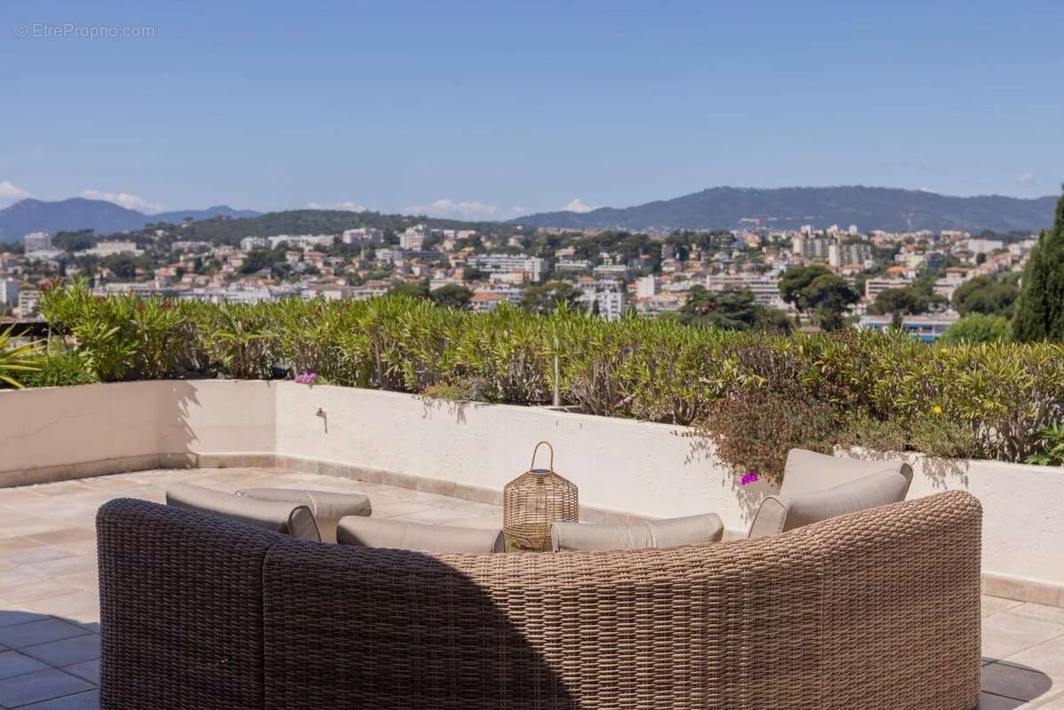 Appartement à CANNES