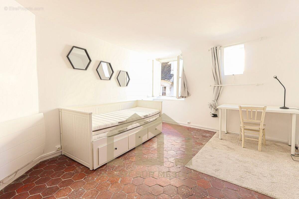 Appartement à PARIS-5E