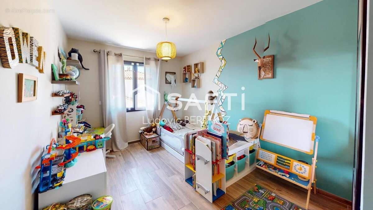 Photo 9 - Maison à CUERS