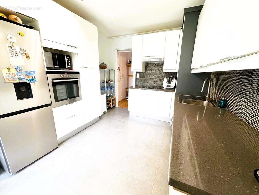 Photo 6 - Appartement à MARSEILLE-9E