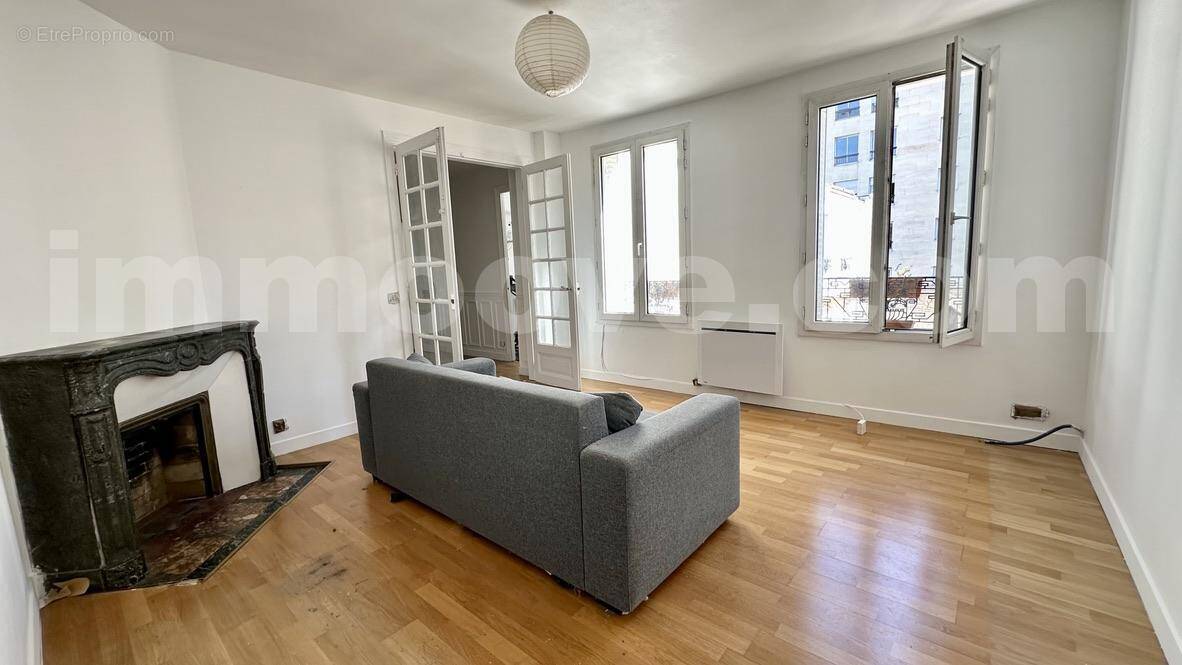 AF5DF9D4-2627-496D-BBCC-C95BC8088F6C_1_105_c - Appartement à CHARENTON-LE-PONT