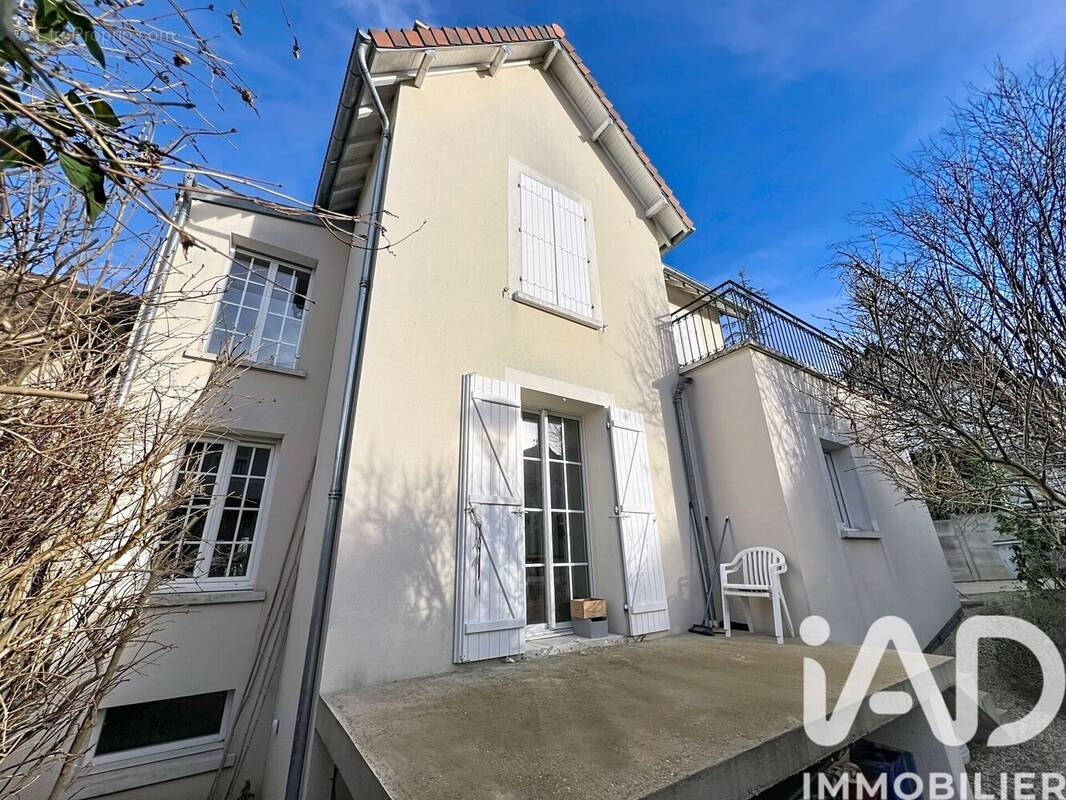 Photo 1 - Maison à POISSY