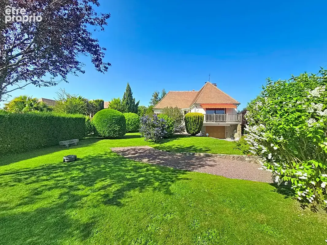 Photo Maison à Pont-L'eveque au prix de 449 000€