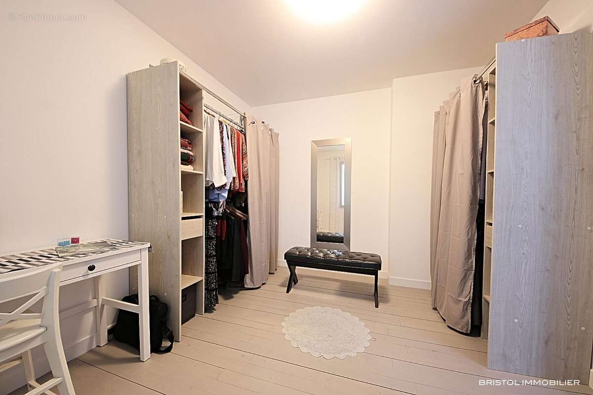 Christine &amp; Marc Stanord Palmer Immobilier - Maison à FONTENAY-LES-BRIIS