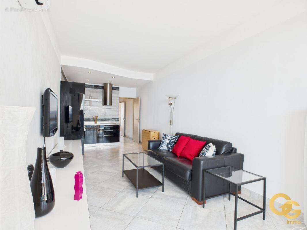 Appartement à THEOULE-SUR-MER