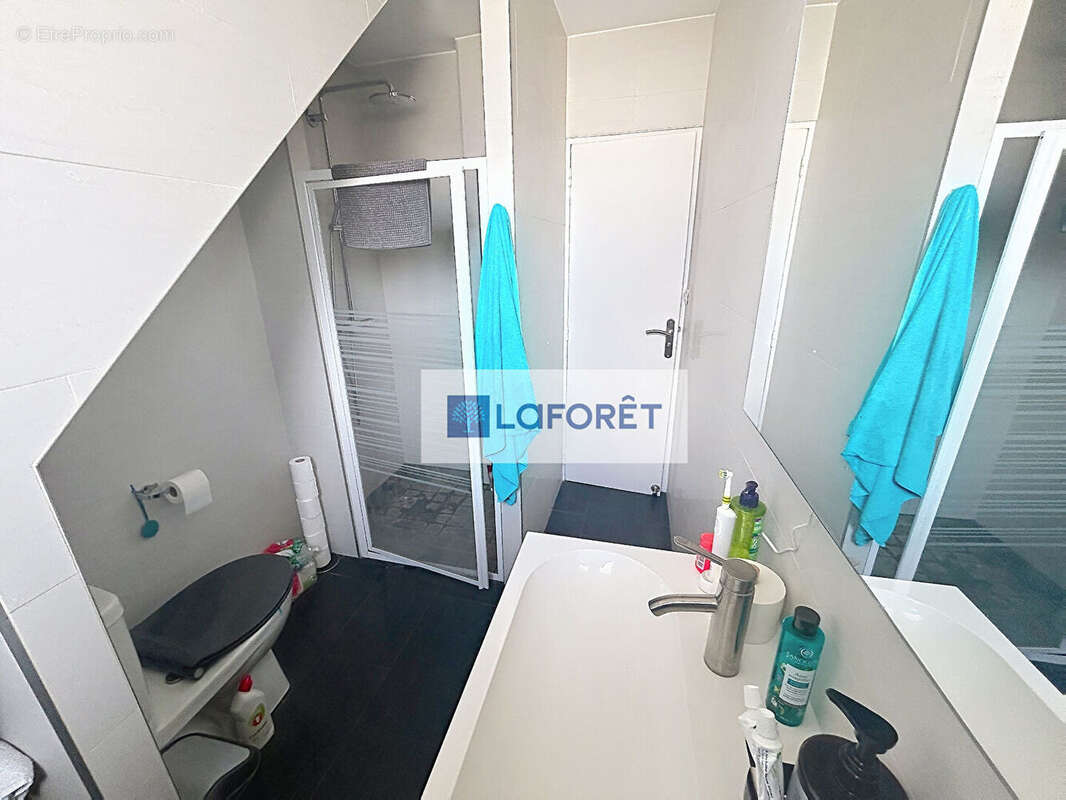 Maison à SARTROUVILLE