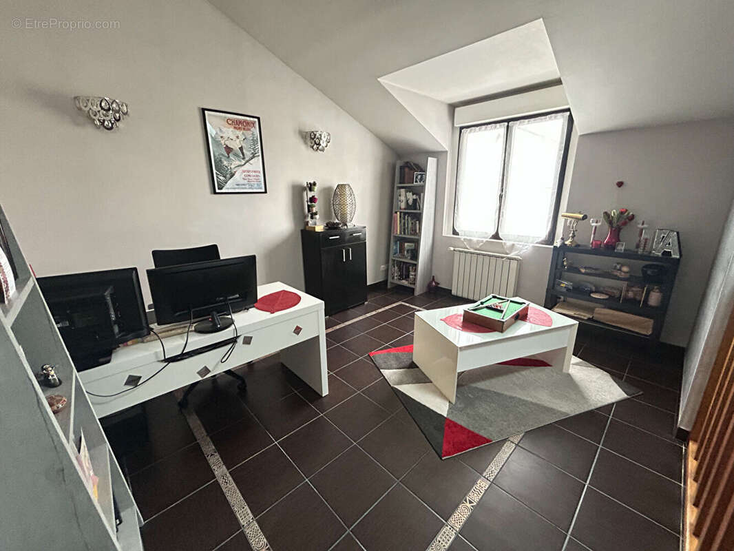 Maison à MITRY-MORY