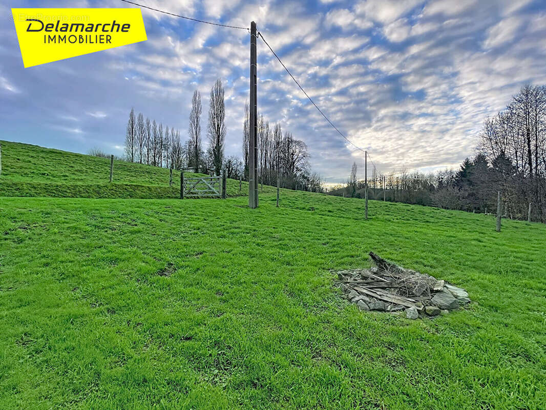 Maison à SAINTE-MARIE-OUTRE-L'EAU