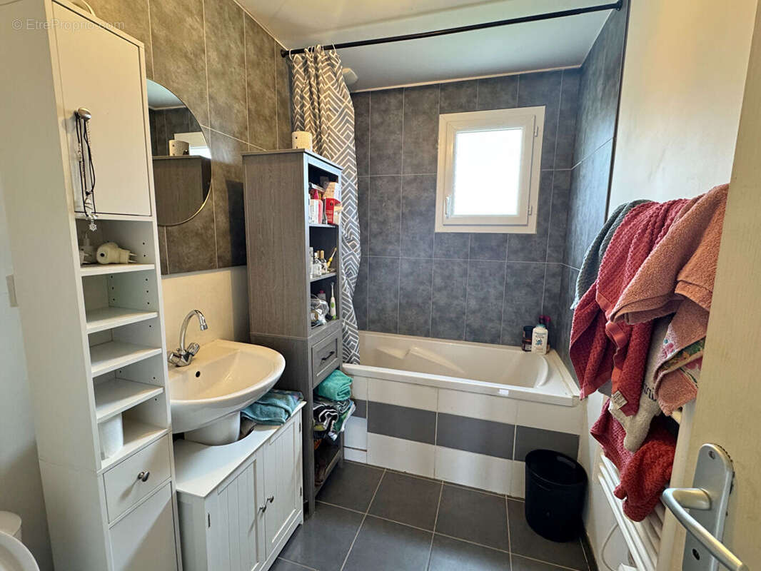 Maison à BRICQUEBEC