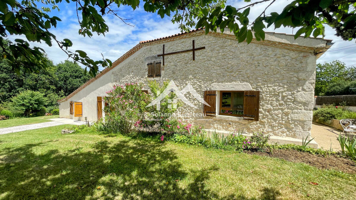 Maison à BEAUZIAC