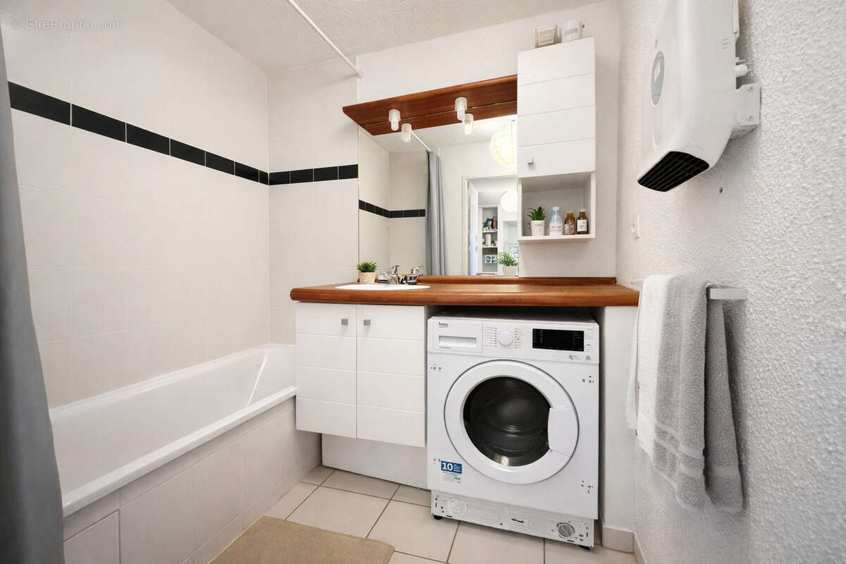 Appartement à LA VERPILLIERE