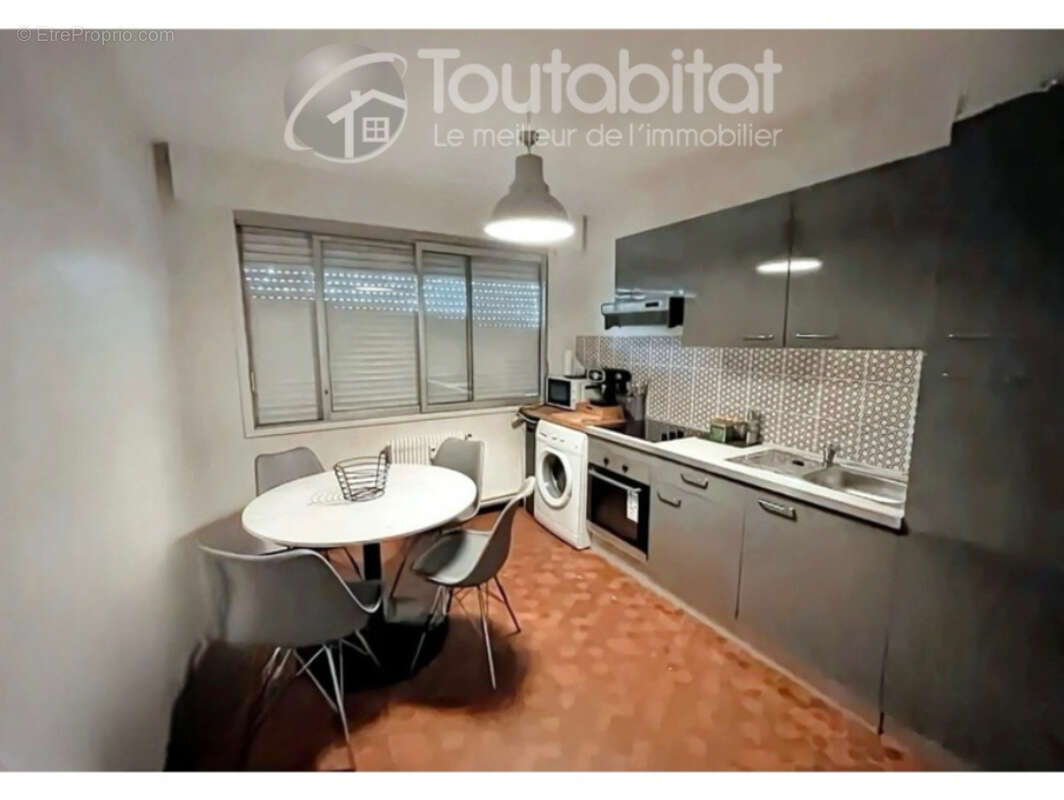 Appartement à CHARLEVILLE-MEZIERES