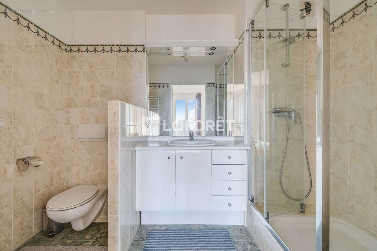 Appartement à PARIS-15E