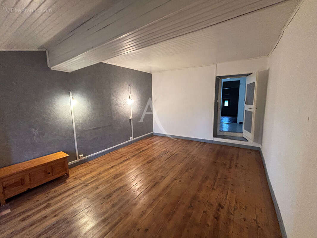 Maison 95 m² à Carcassonne  - photo 2